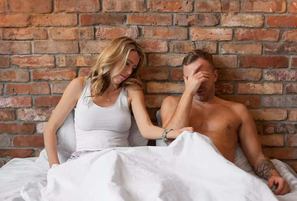 Homme se pose des questions sur la taille de son sexe